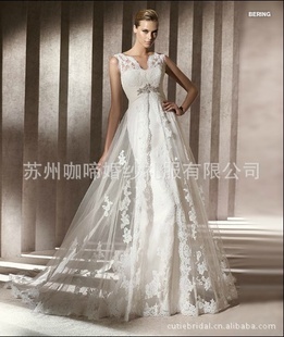 厂家直销抹胸订珠压邹唯美春款婚纱 一件起批 10657_婚纱礼服_供应_苏州婚纱城-中国最大的婚纱专业市场!